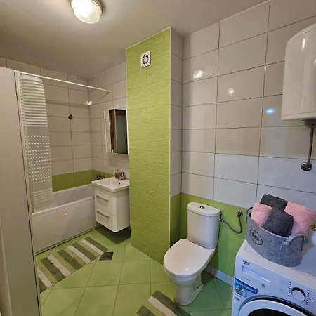 Appartement 36 *